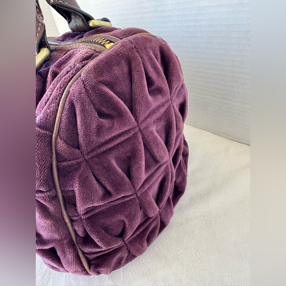 Vintage Juicy Couture Purple Velvet And Lamb Leather Royal Handbag Purse Y2K 90s - Picture 4 of 16